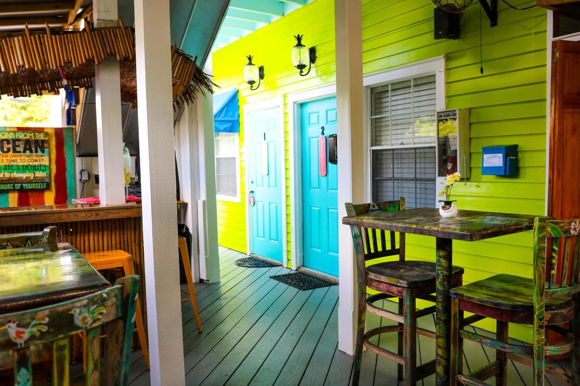 Caribbean House Hotel Кей Уест Екстериор снимка