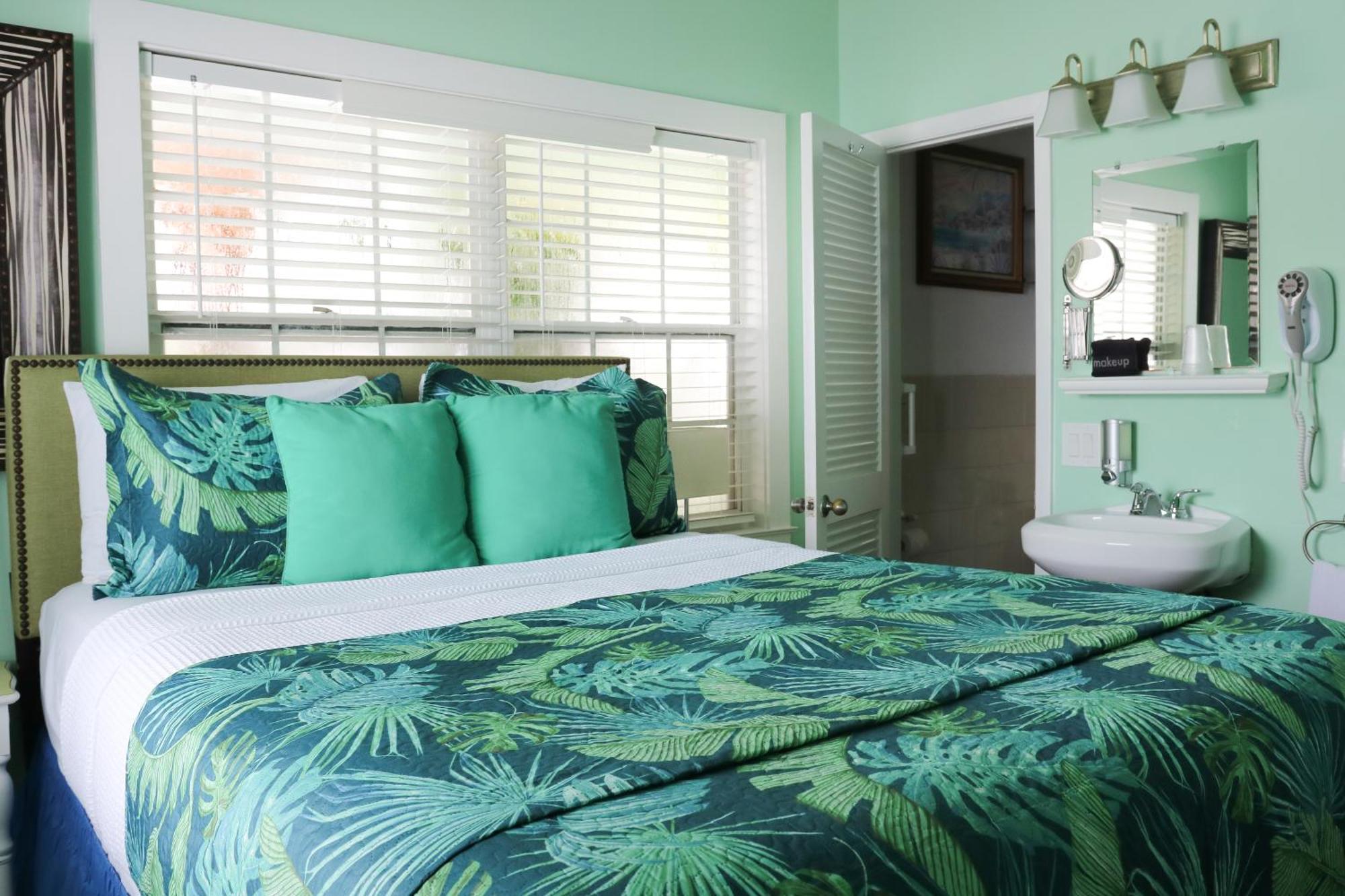 Caribbean House Hotel Кей Уест Екстериор снимка
