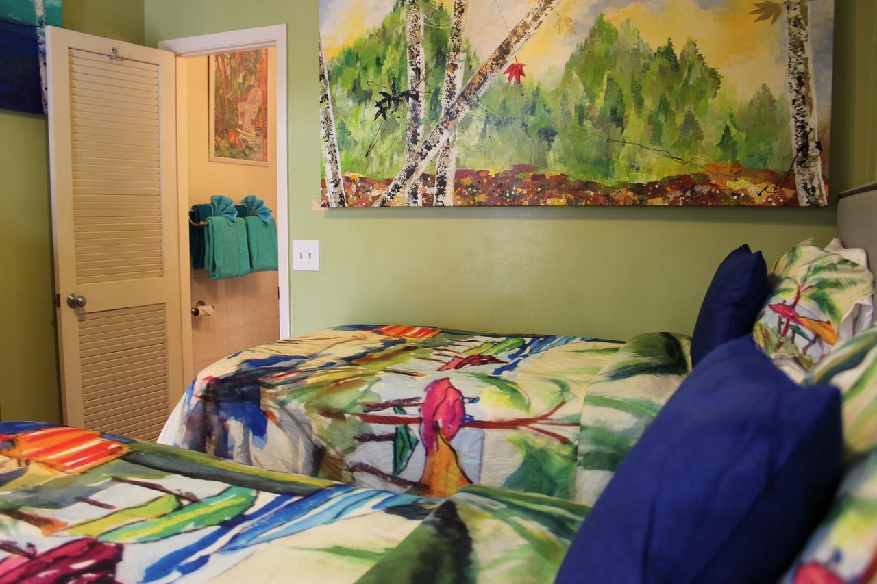 Caribbean House Hotel Кей Уест Екстериор снимка